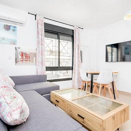 شقة مالقة  في Maba/Private Backyard/Walk To Downtown/Large Smart Tv المظهر الخارجي الصورة